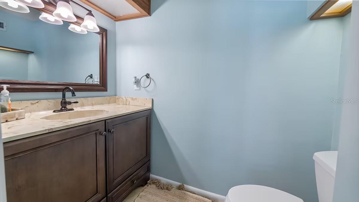102 E Circle Dr Property Photo 44