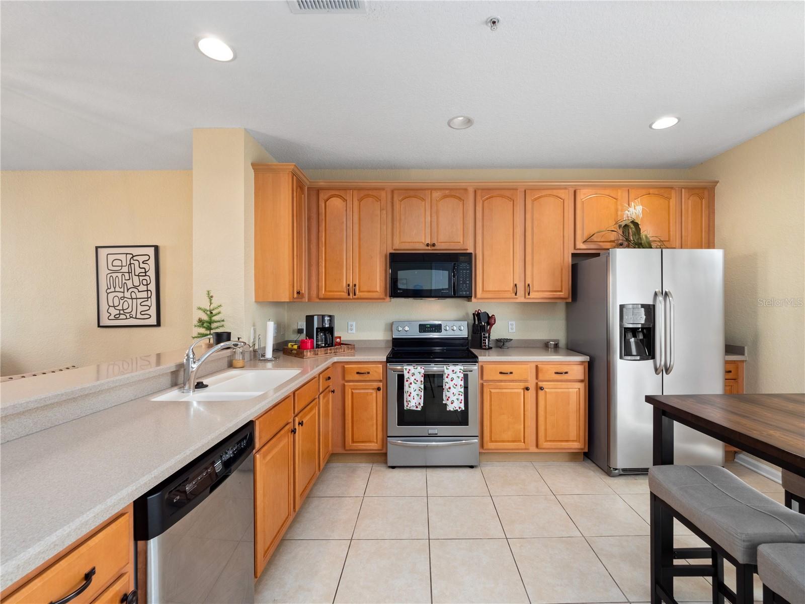 8013 Cool Breeze Dr #116 Property Photo 8