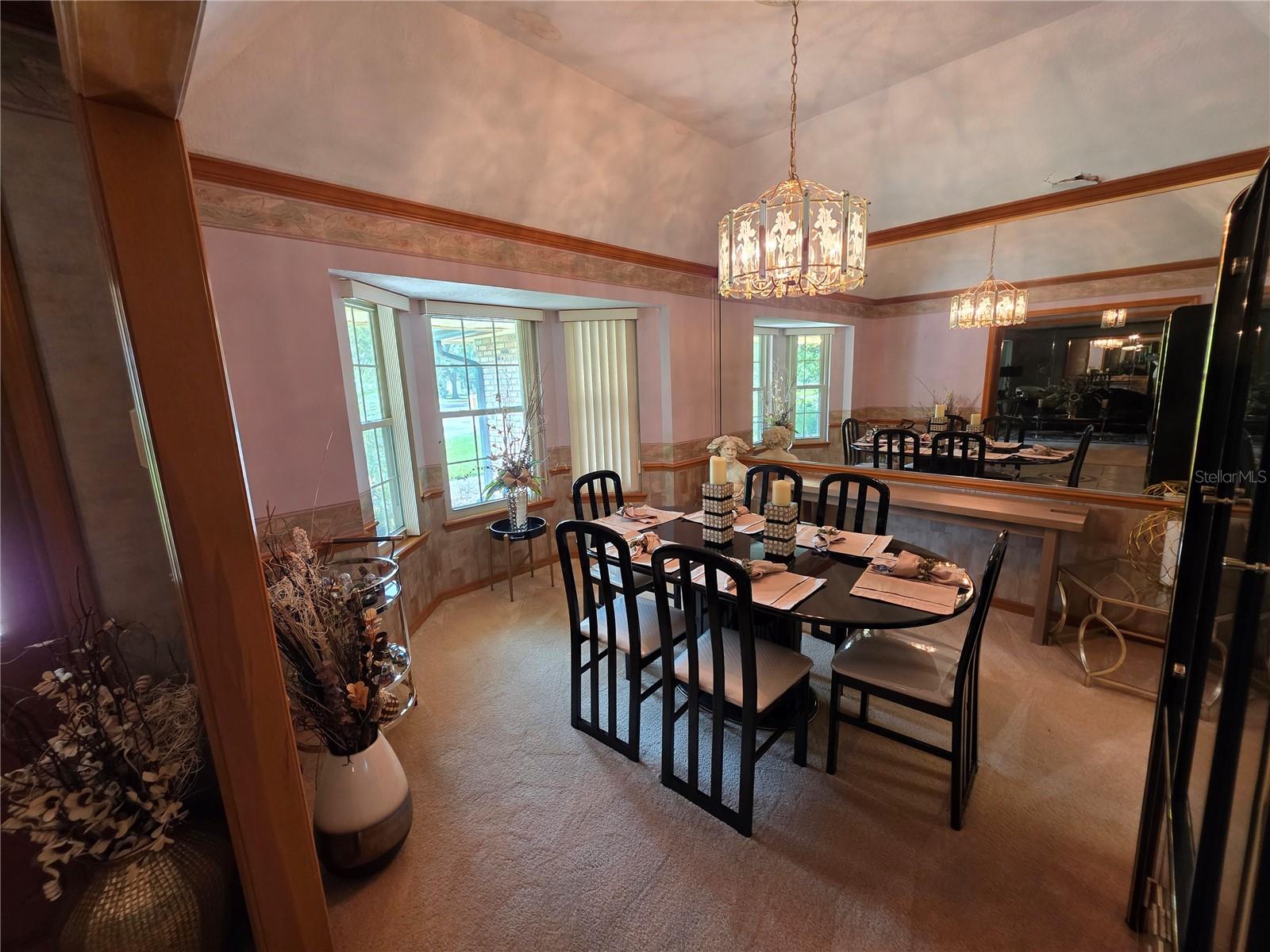 2325 River Tree Cir Property Photo 5