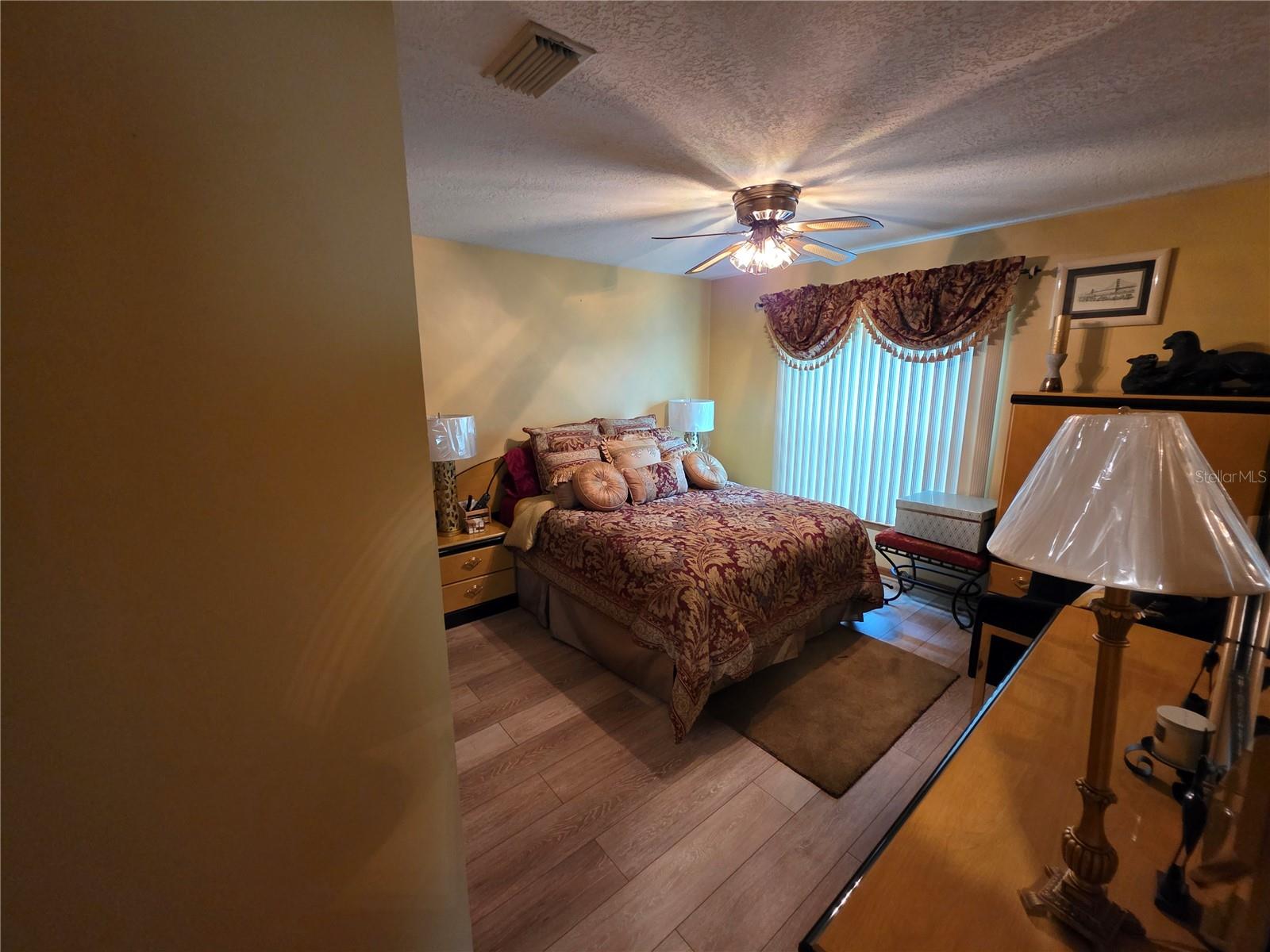 2325 River Tree Cir Property Photo 12