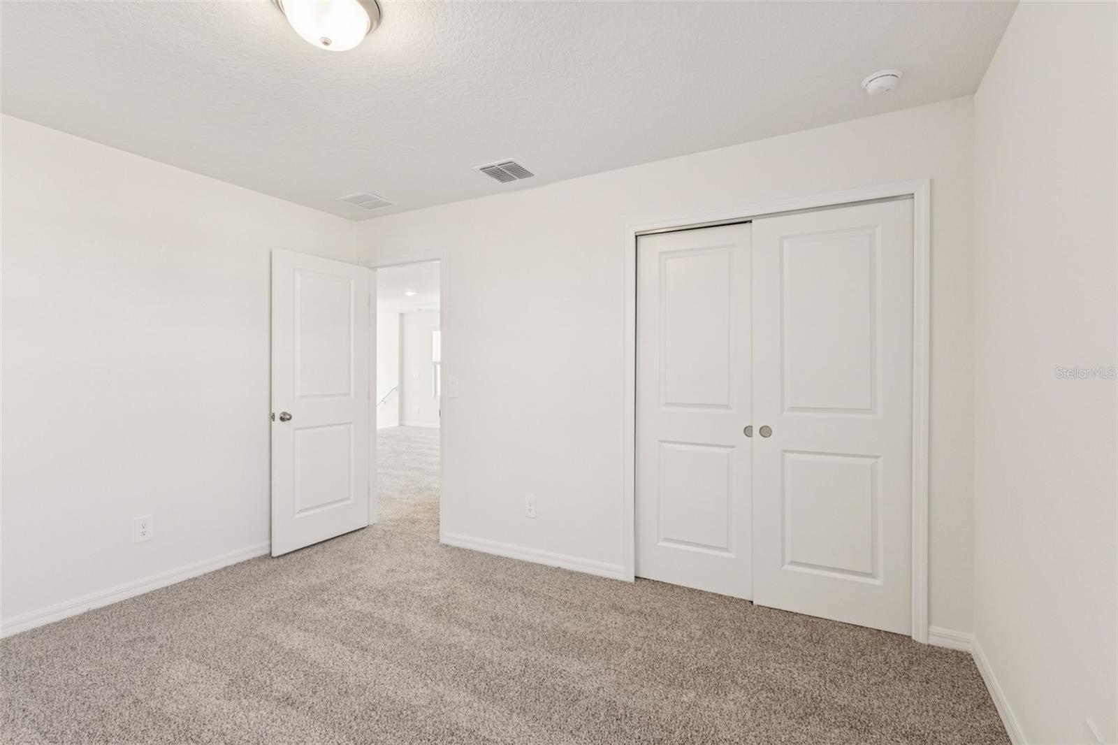 879 Sunshower Dr Property Photo 24