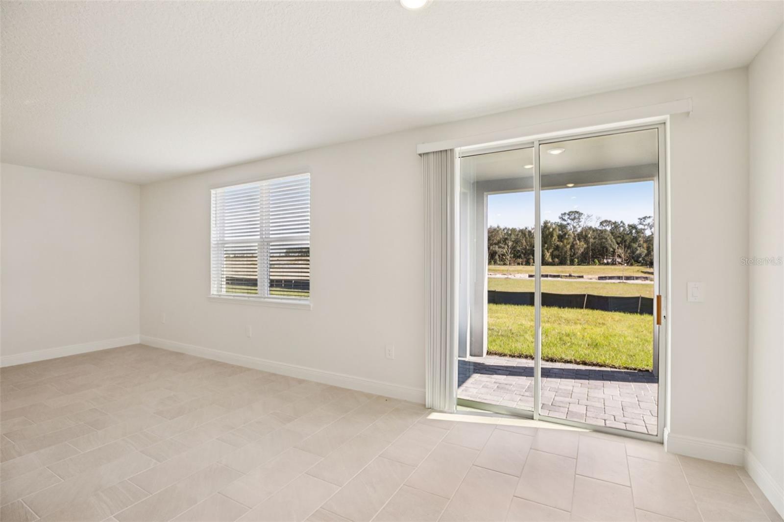 855 Sunshower Dr Property Photo 11