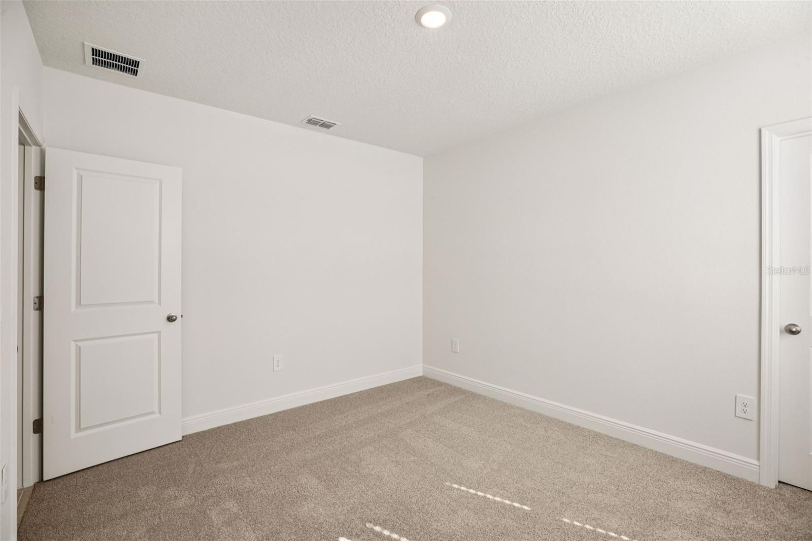 855 Sunshower Dr Property Photo 22