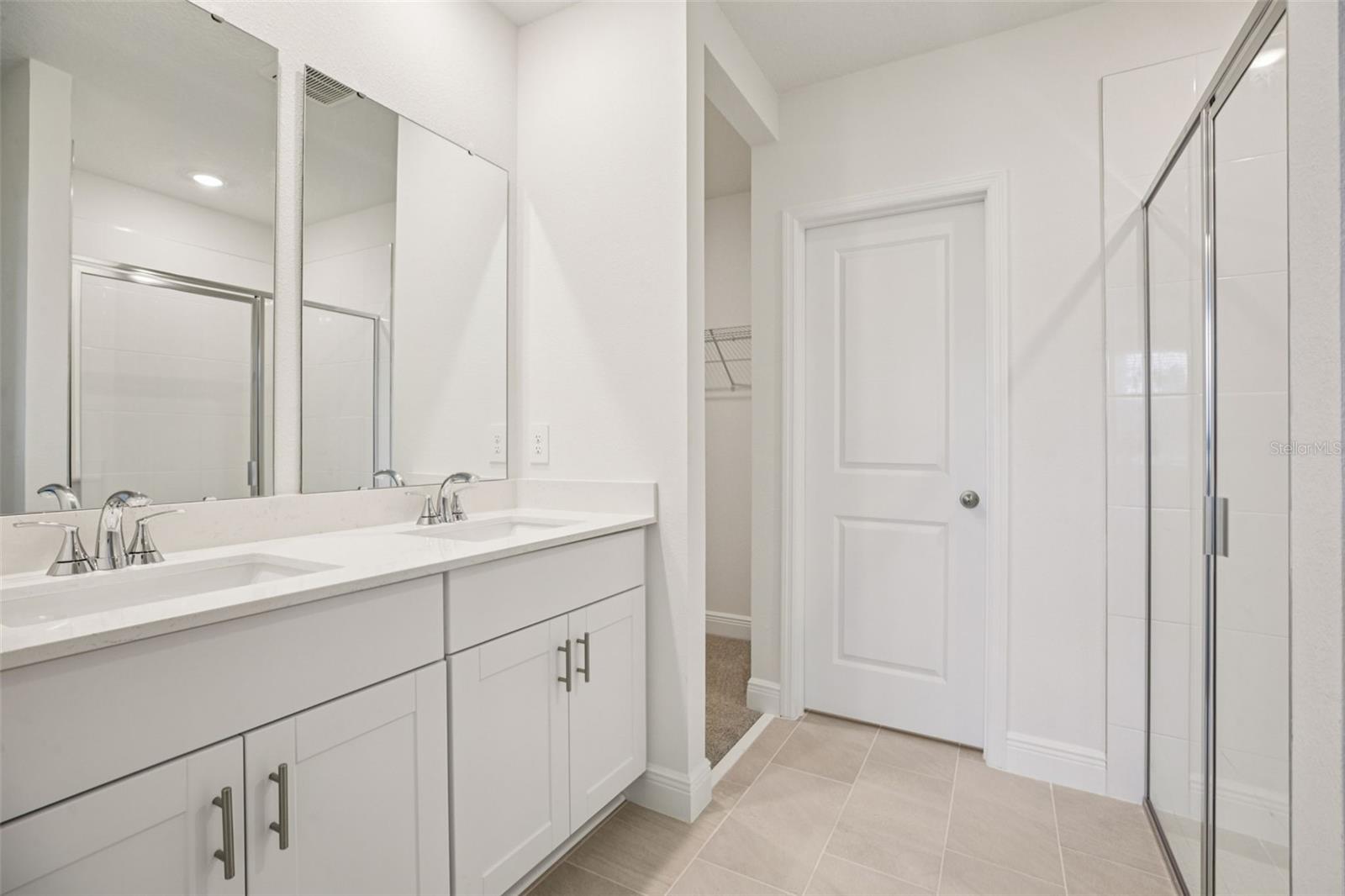 855 Sunshower Dr Property Photo 32