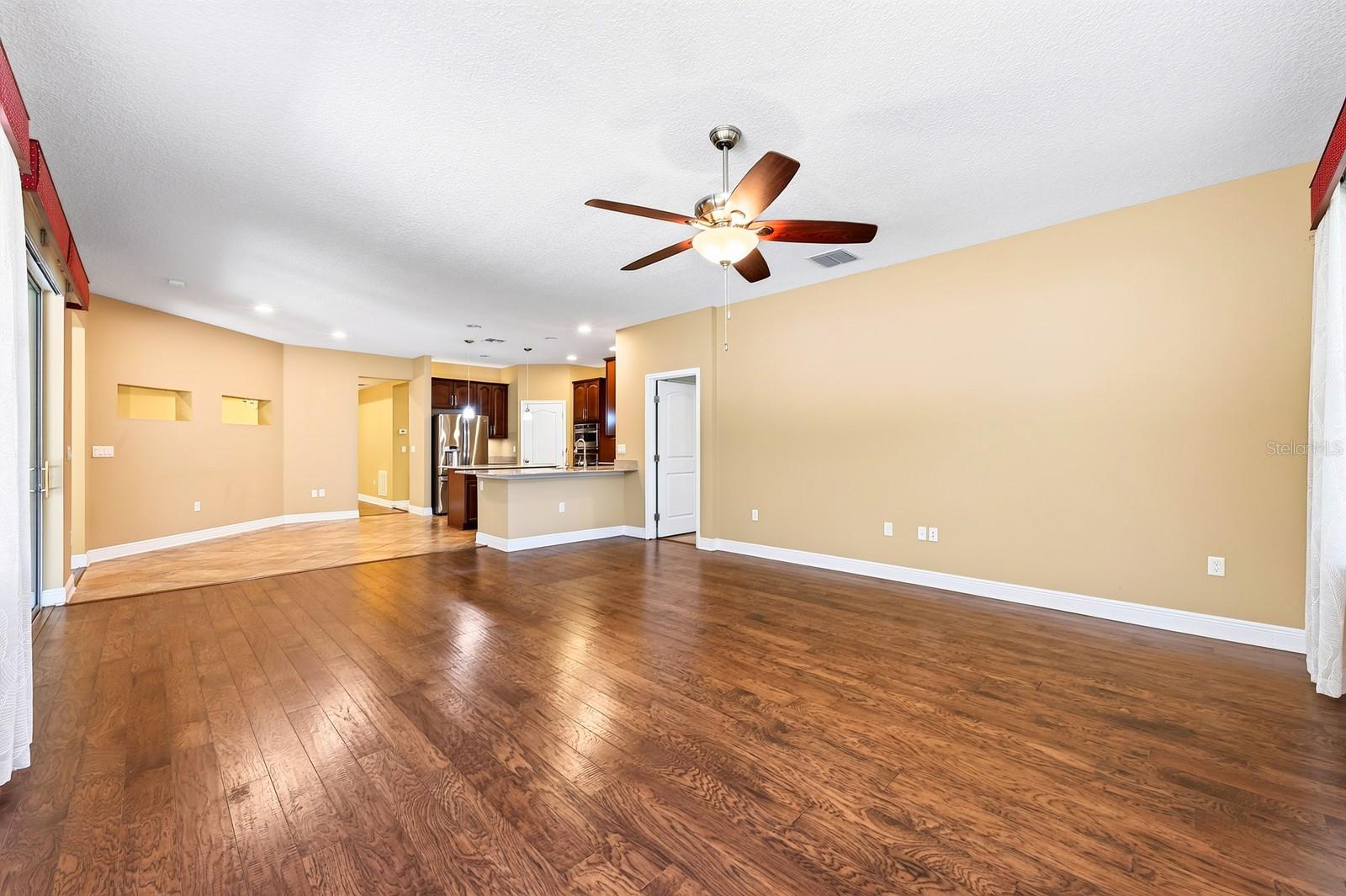 2522 Tree Meadow Loop Property Photo 7