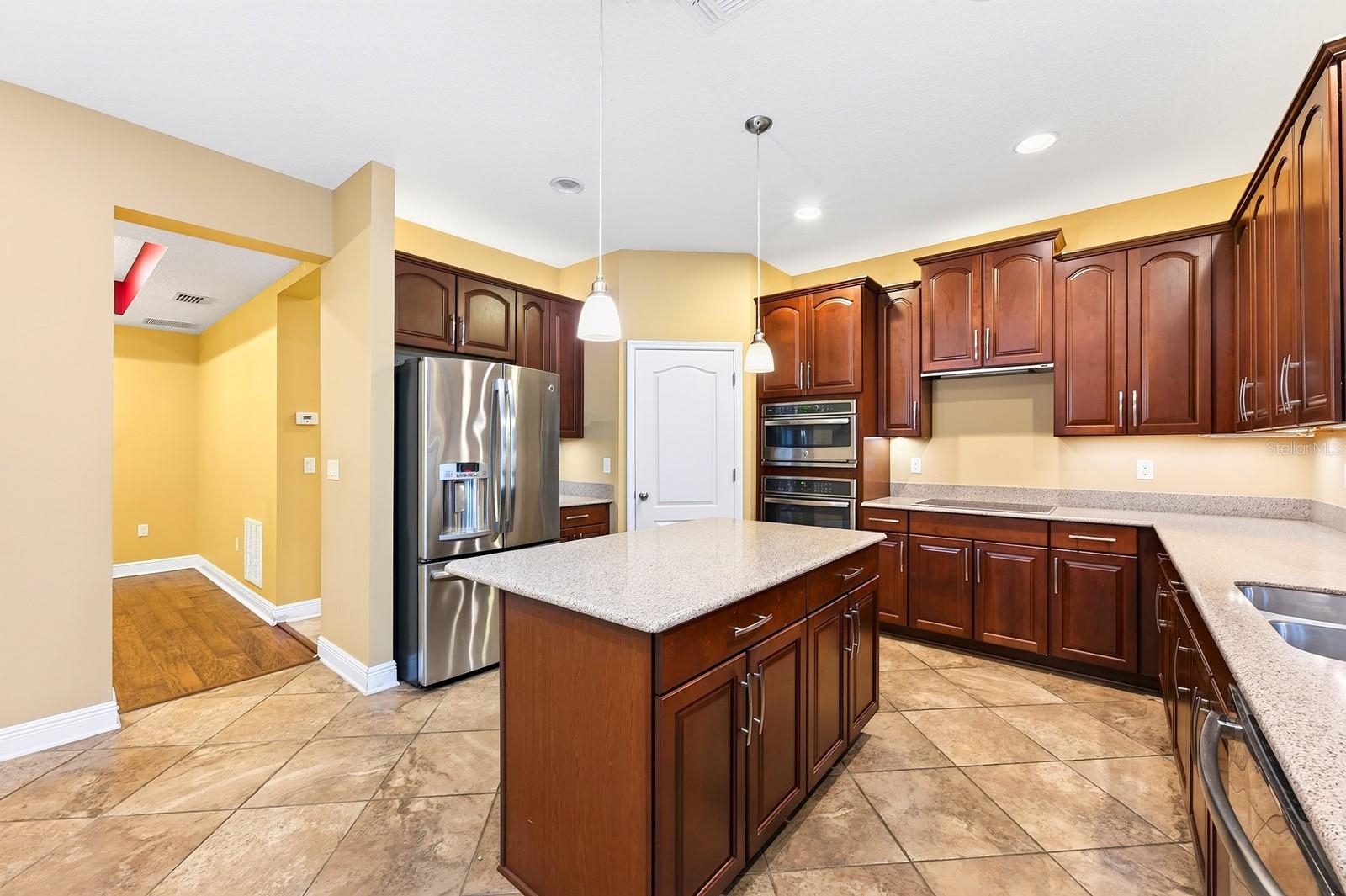 2522 Tree Meadow Loop Property Photo 8