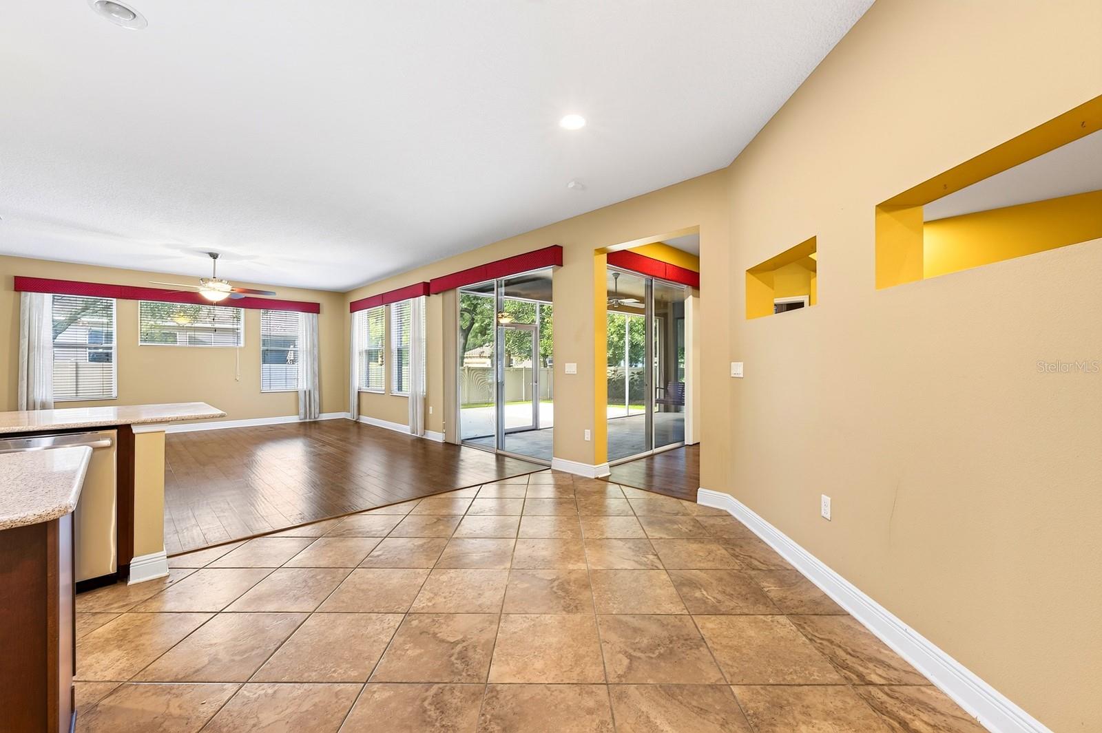 2522 Tree Meadow Loop Property Photo 12
