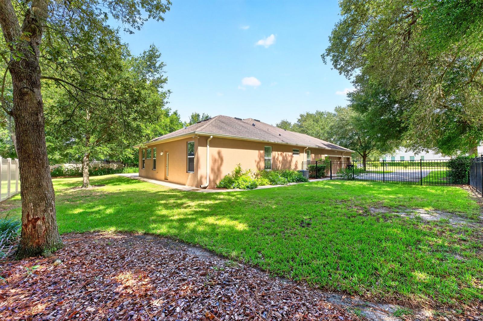 2522 Tree Meadow Loop Property Photo 31