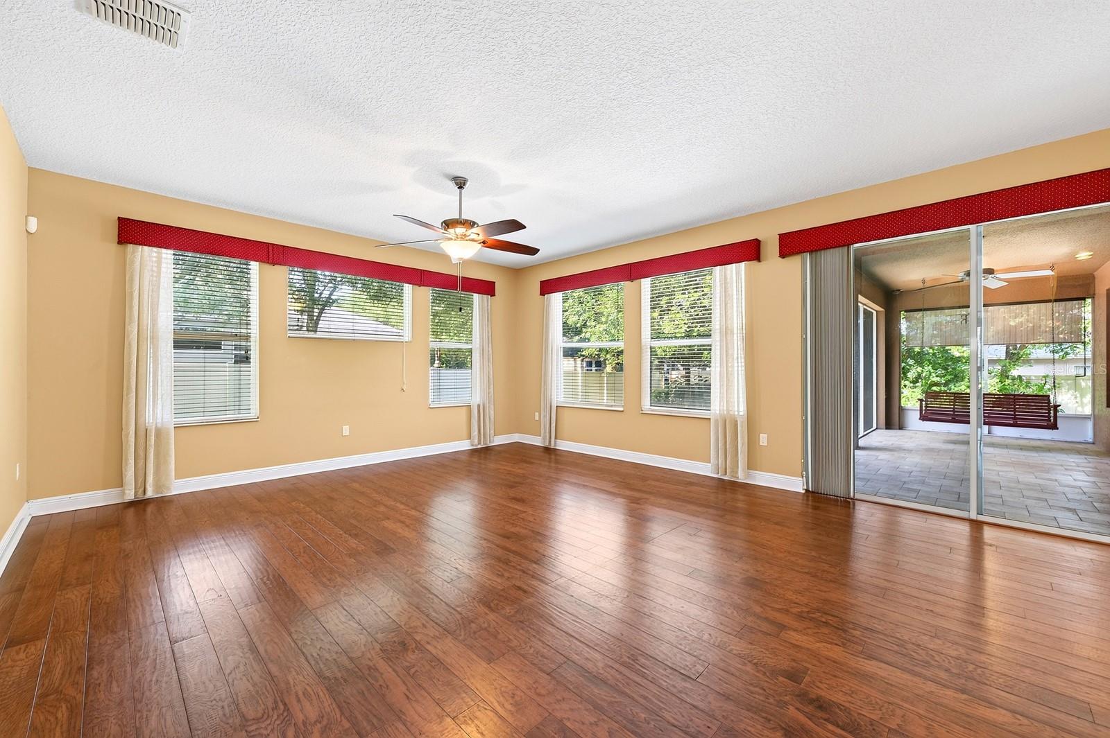 2522 Tree Meadow Loop Property Photo 43
