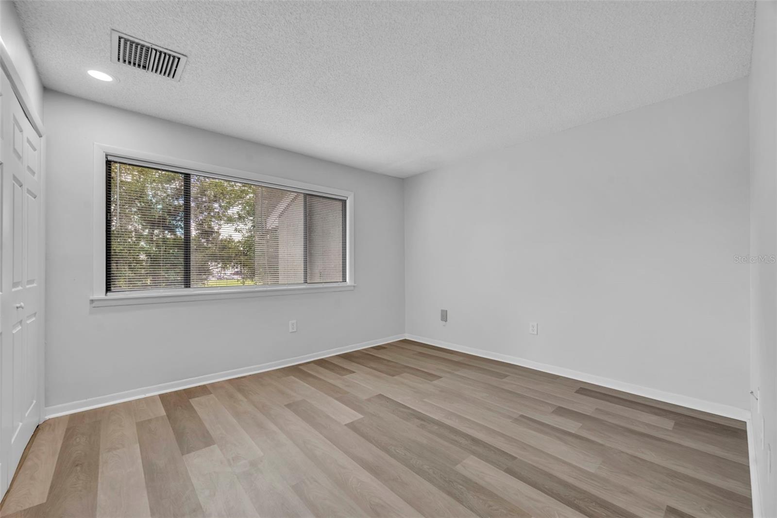 5089 Eaglesmere Dr #d09 Property Photo 17