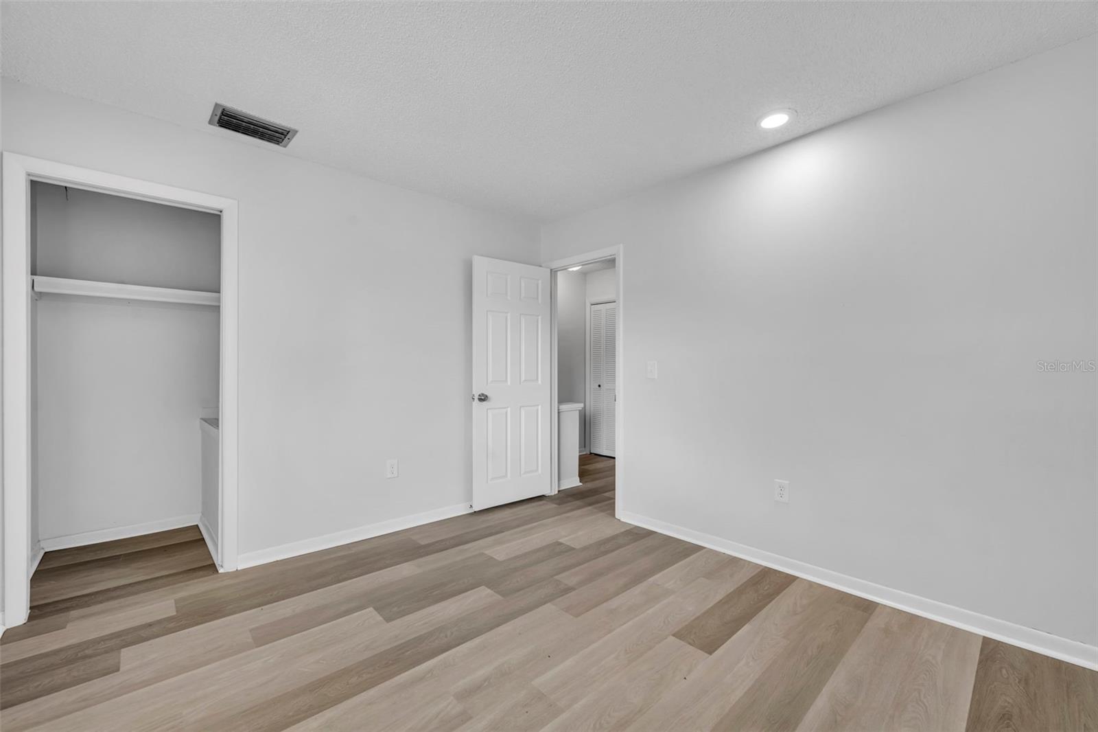 5089 Eaglesmere Dr #d09 Property Photo 21