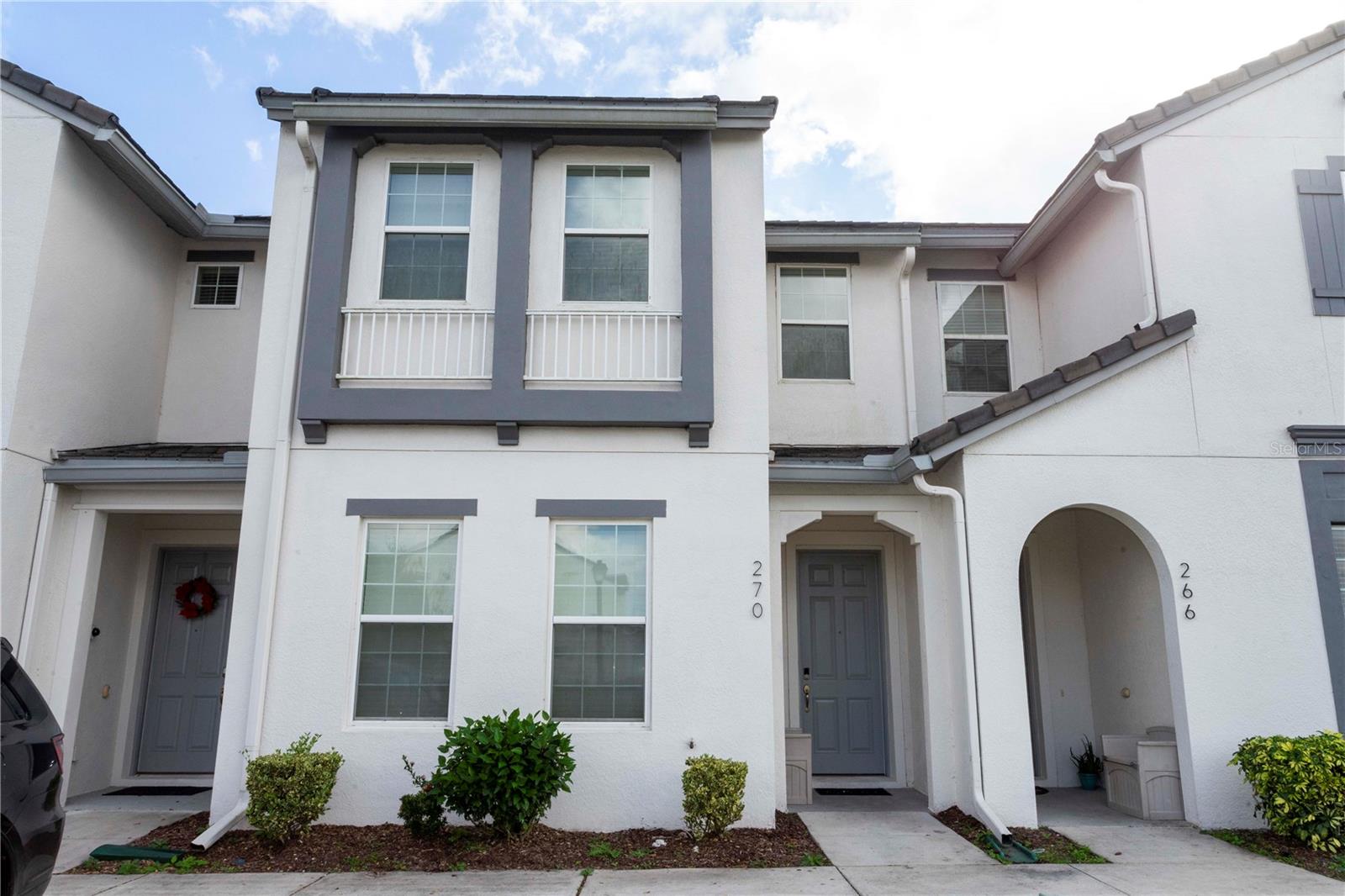 270 Captiva Dr Property Photo 3