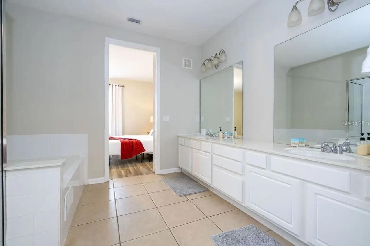 5025 Shoreway Loop #10703 Property Photo 12