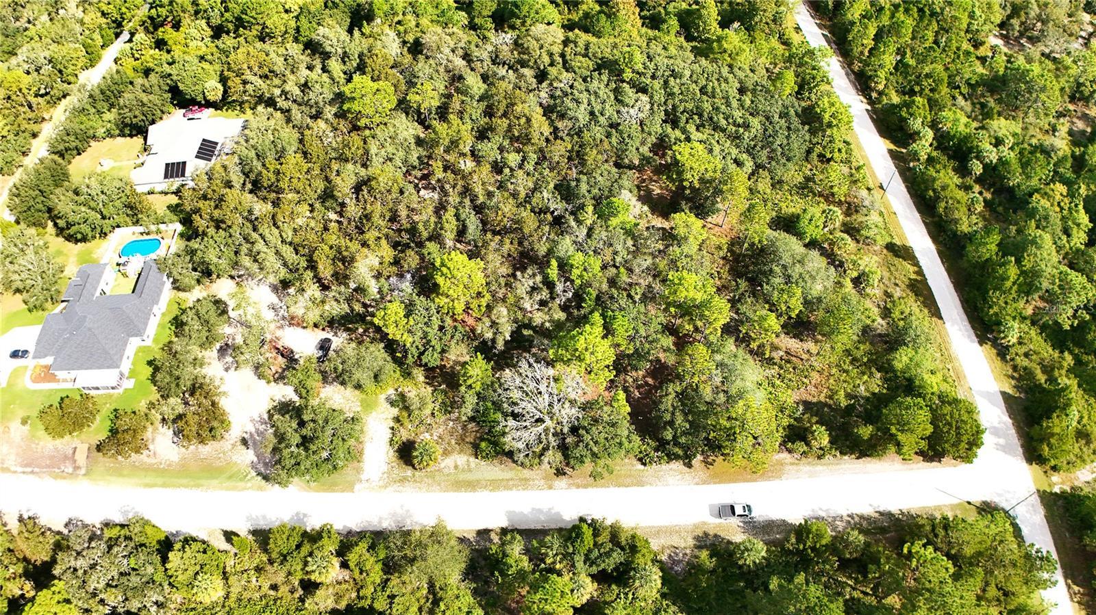 Syracuse Dr Property Photo 1