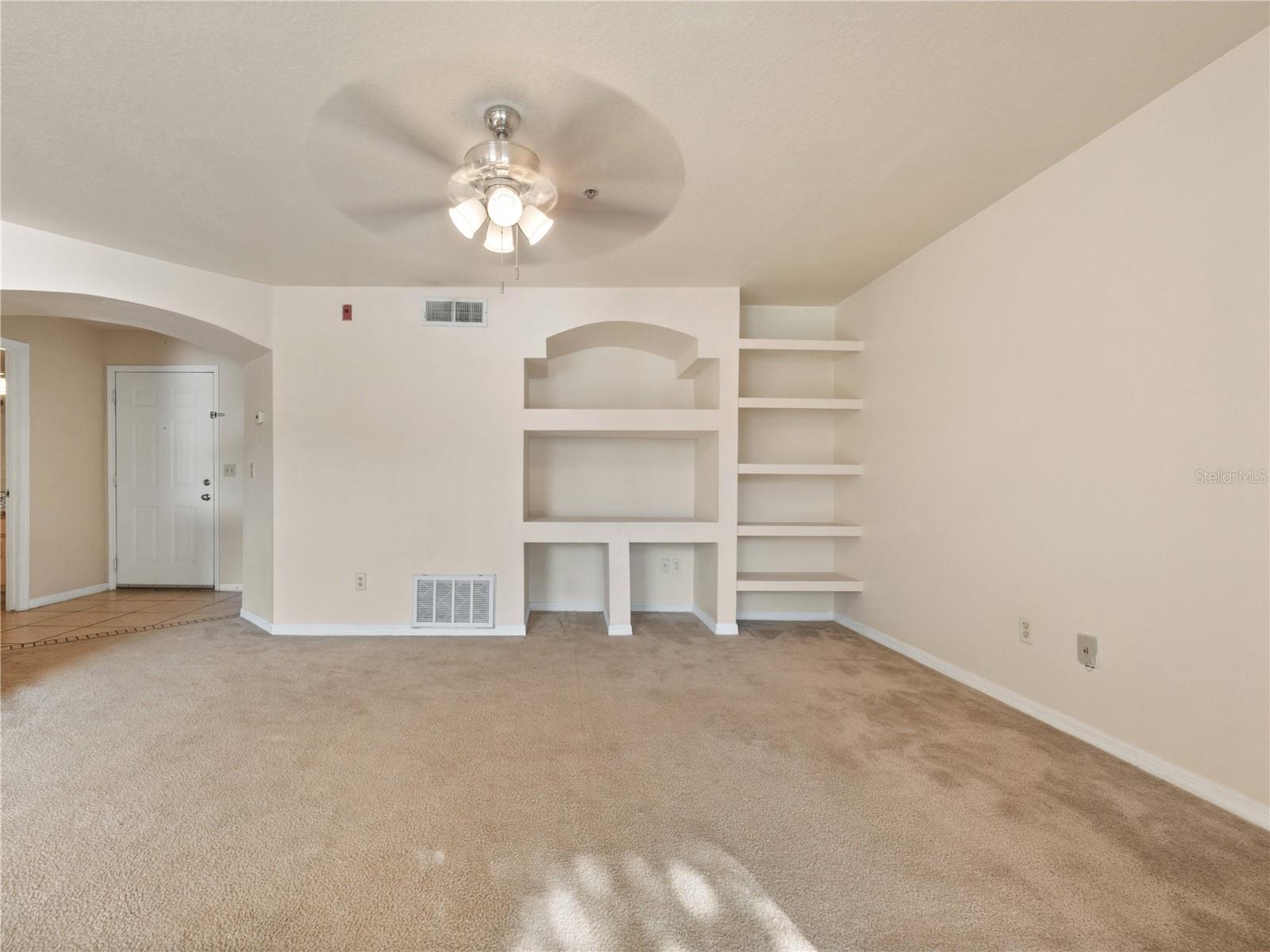 7210 Westpointe Blvd #1325 Property Photo 5