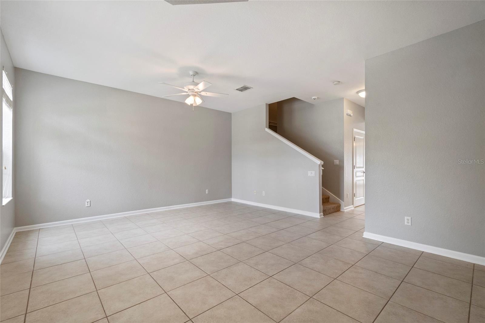 12934 Vennetta Way Property Photo 6