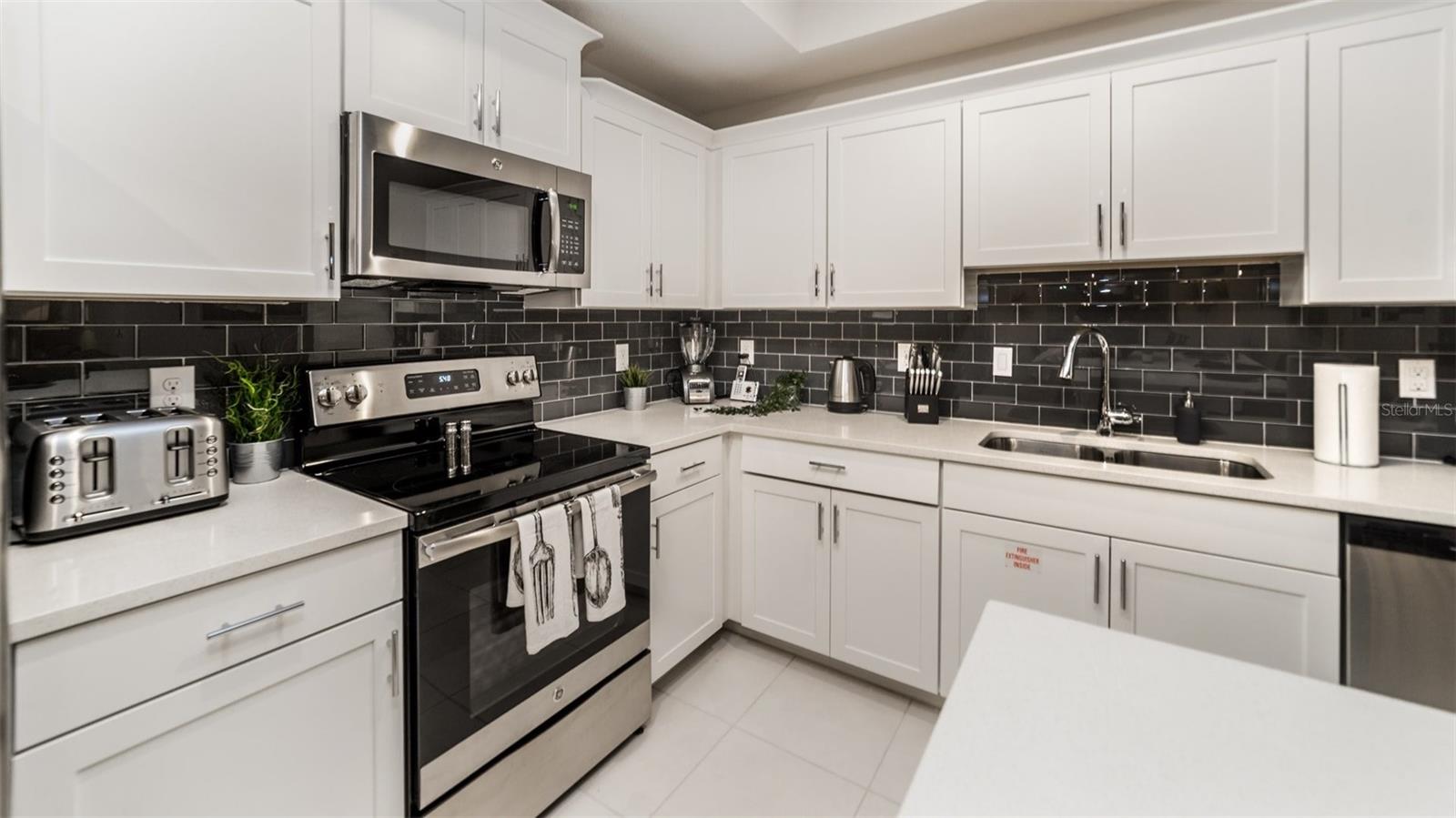 4741 Clock Tower Dr #102 Property Photo 10