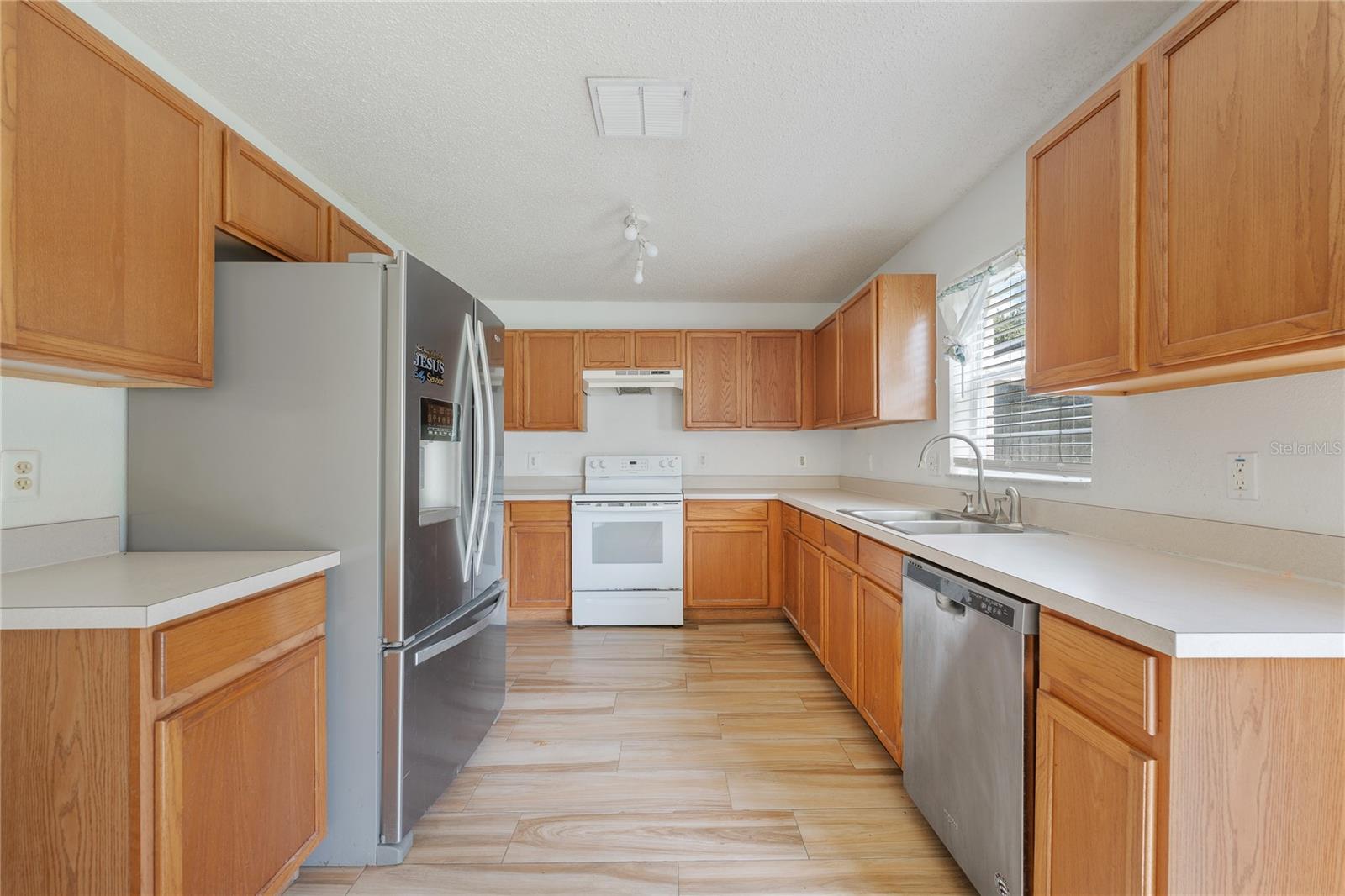 115 Walnut Crest Run Property Photo 7