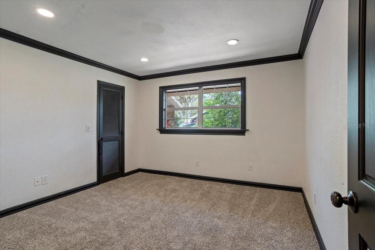 201 S Sweetwater Cove Blvd Property Photo 49