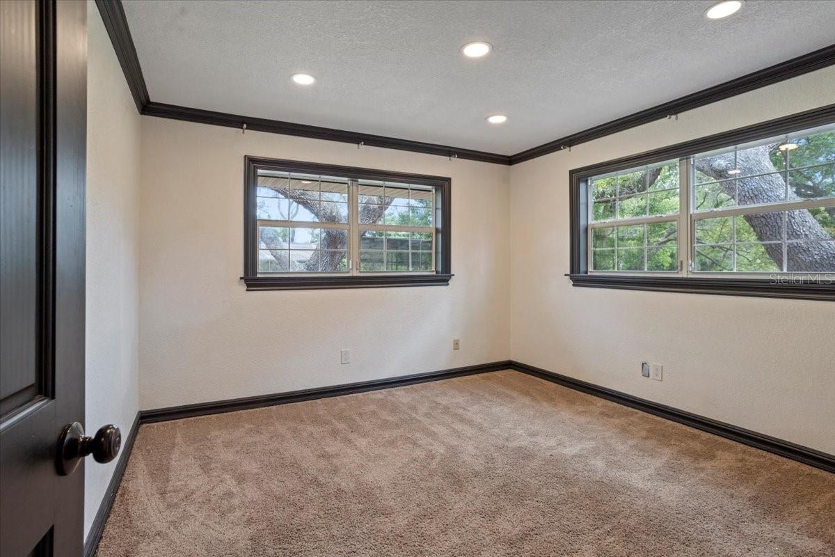 201 S Sweetwater Cove Blvd Property Photo 52