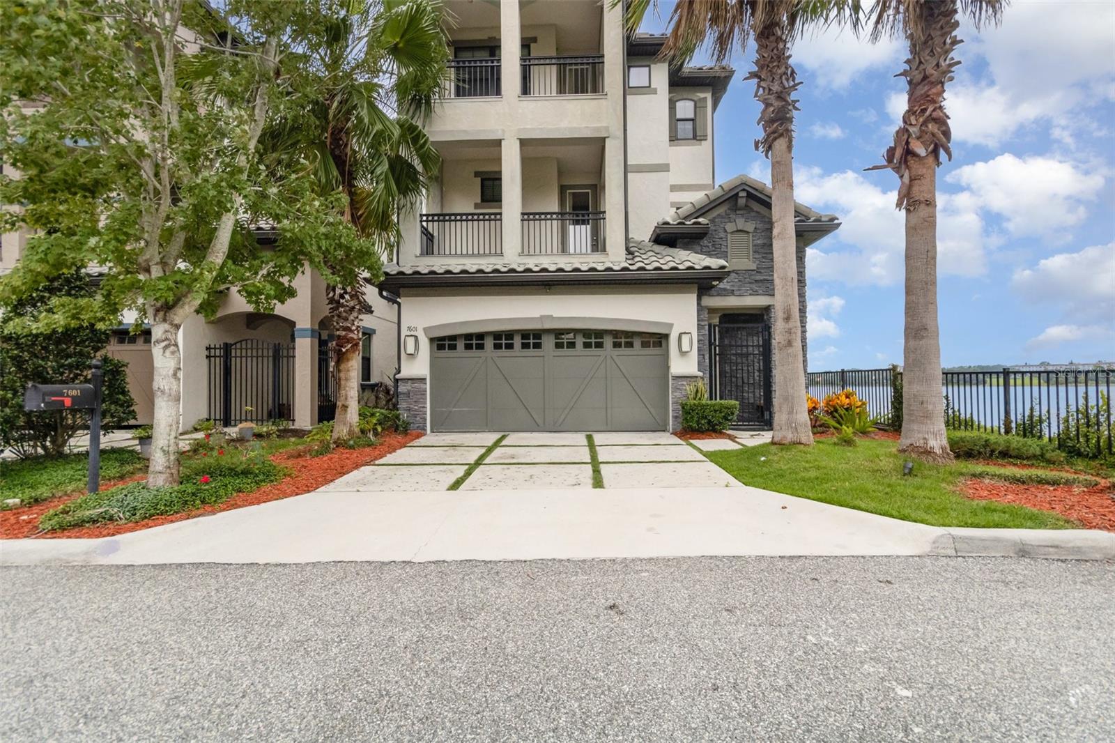 7601 Toscana Blvd Property Photo 3