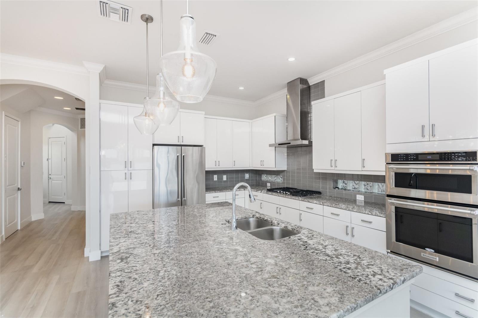 7601 Toscana Blvd Property Photo 10