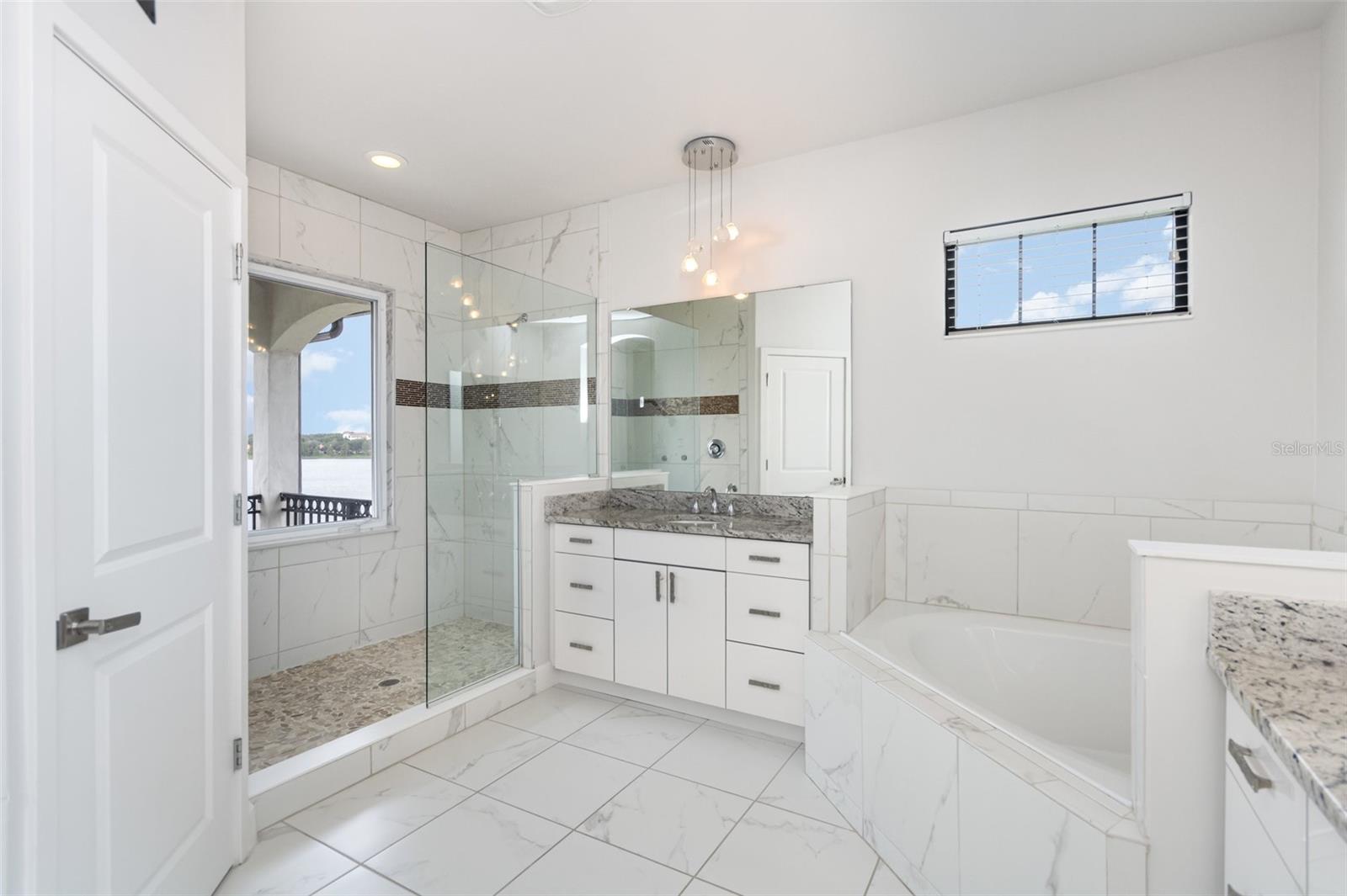 7601 Toscana Blvd Property Photo 36