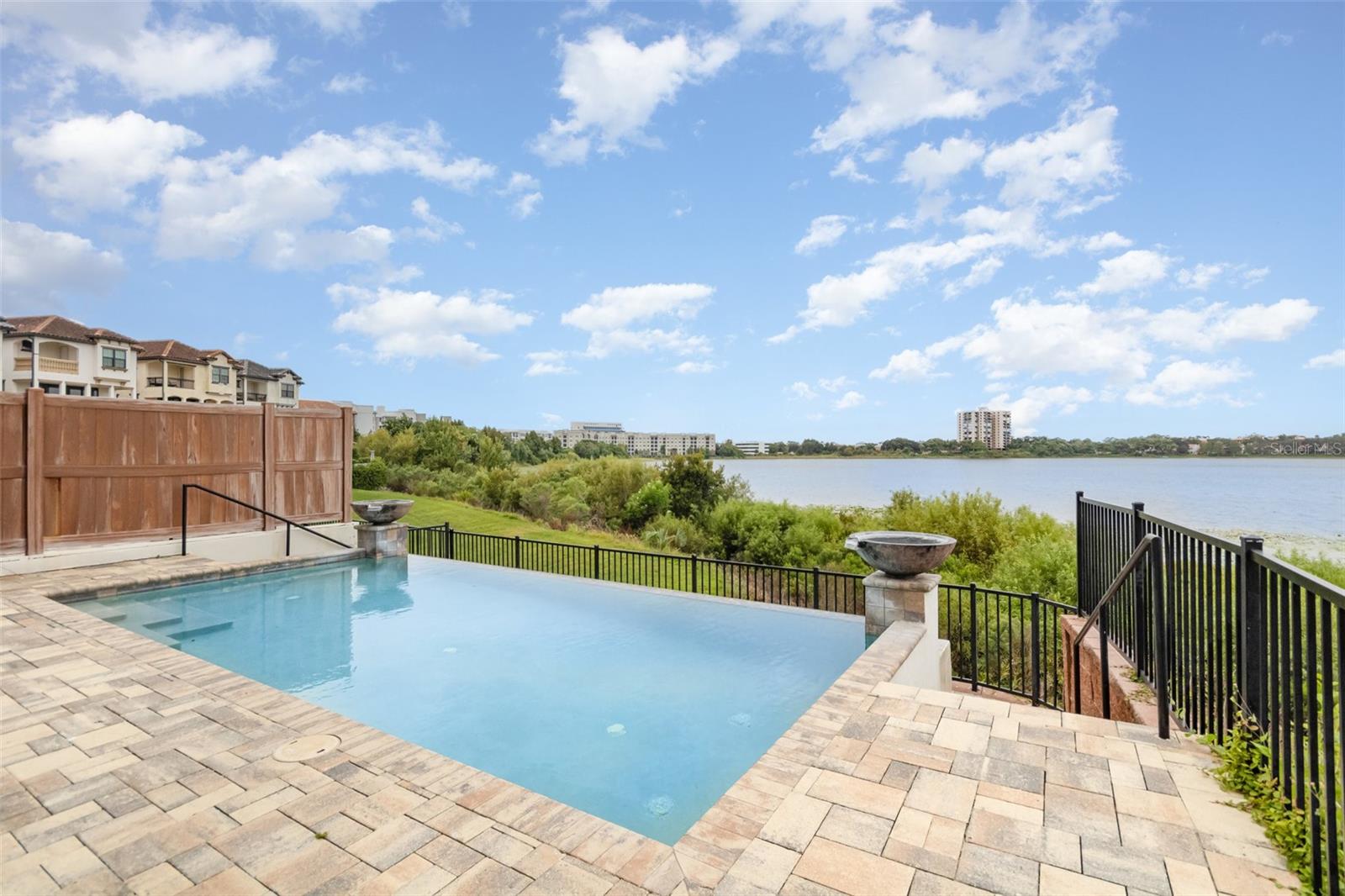 7601 Toscana Blvd Property Photo 46