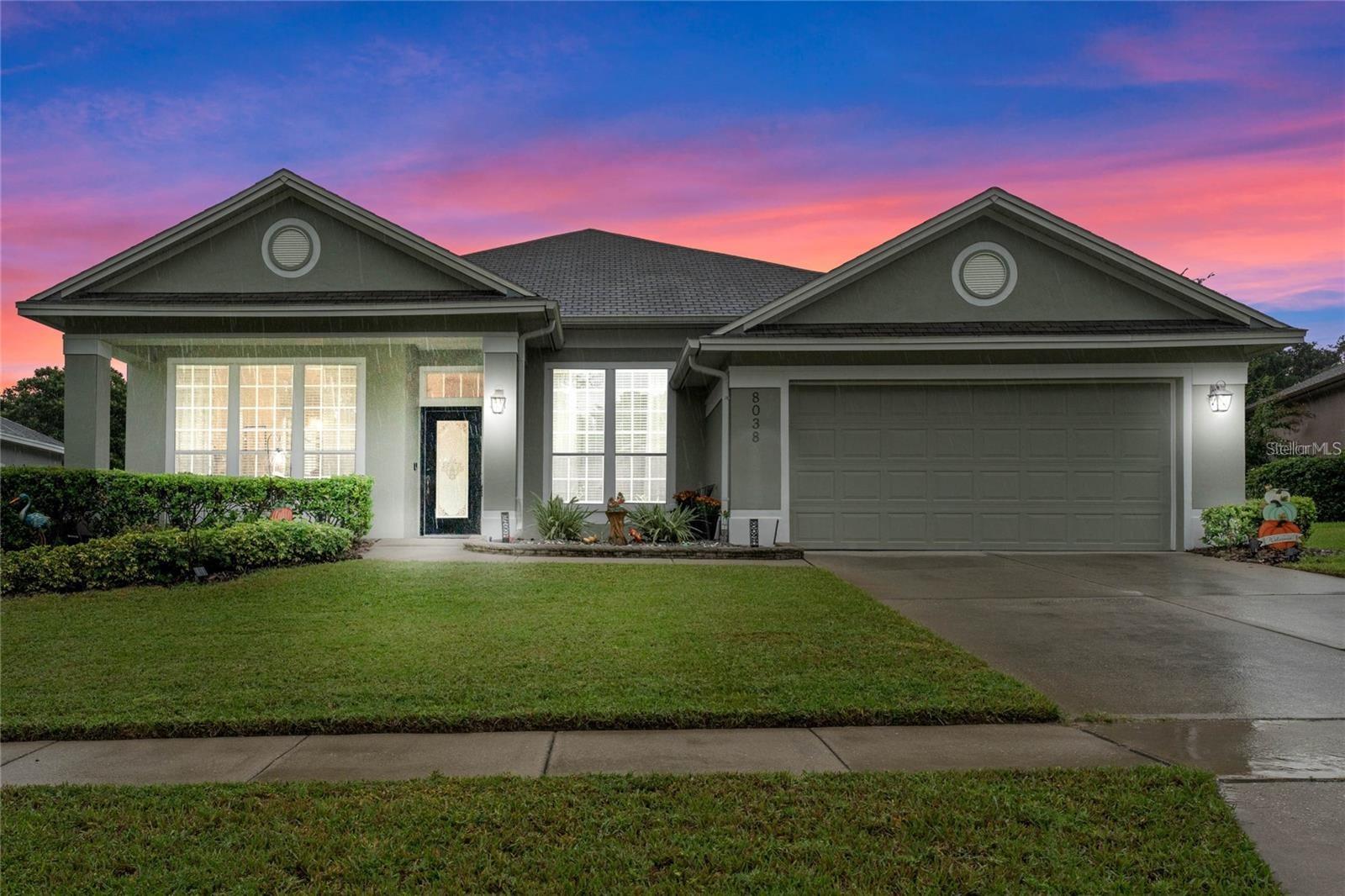 8038 Glitter Ct Property Photo 3