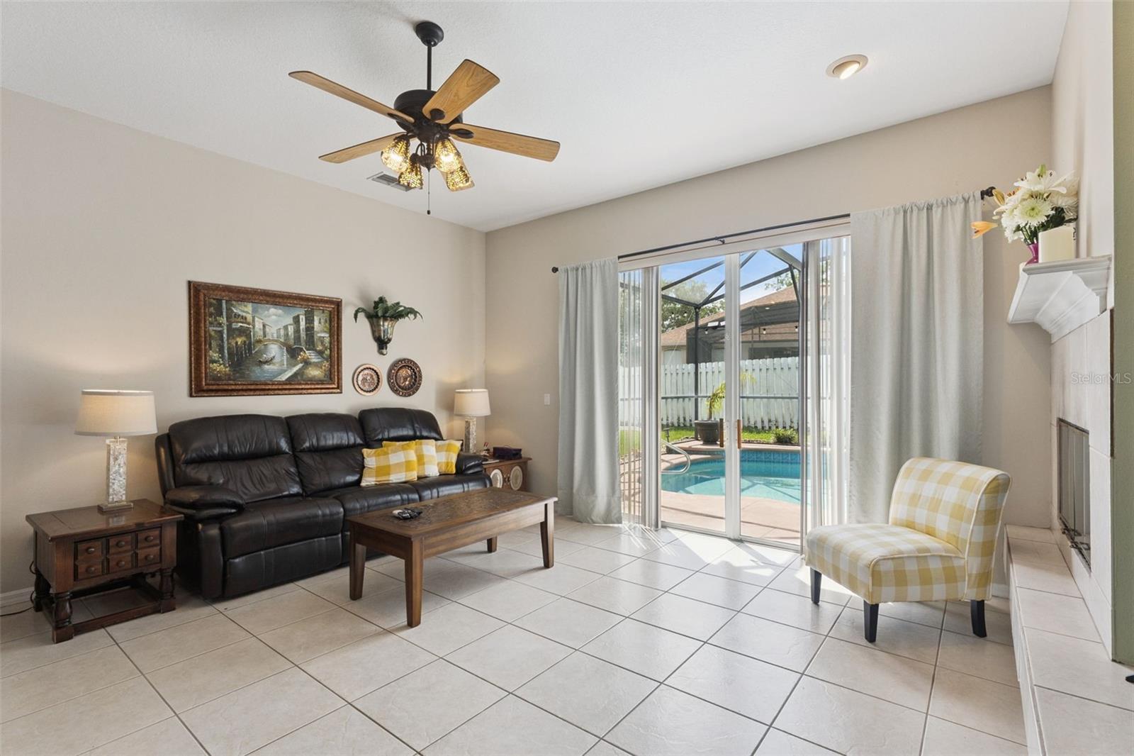 8038 Glitter Ct Property Photo 11