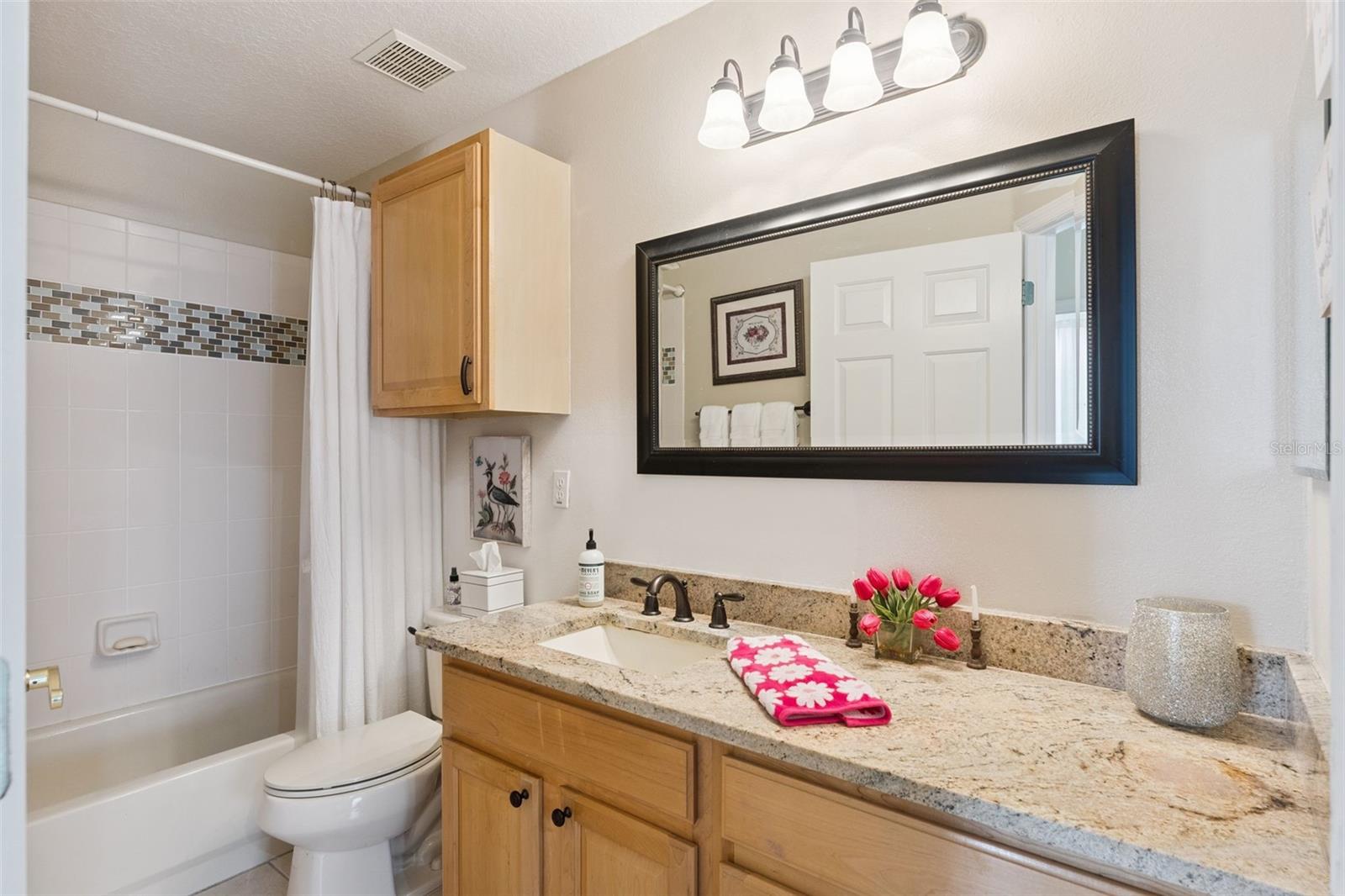 8038 Glitter Ct Property Photo 18