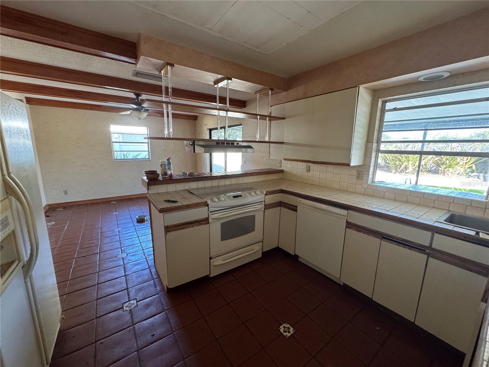 4867 Cedar Bay St Property Photo 4
