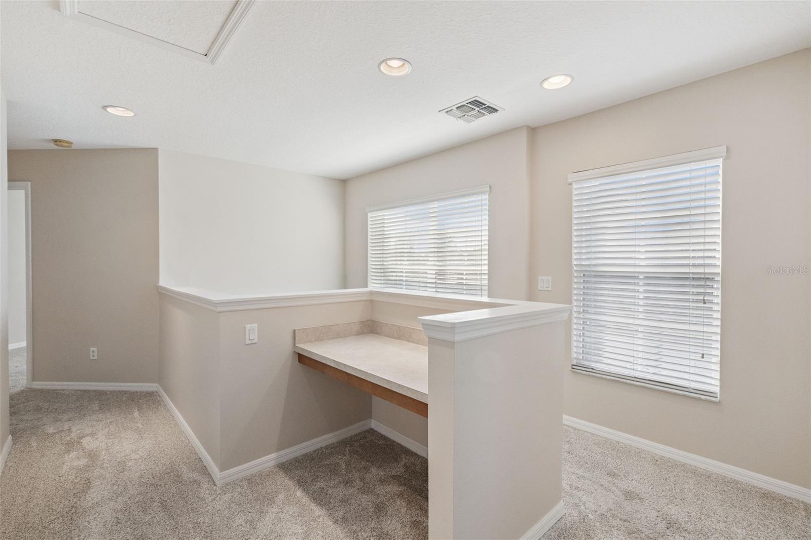 10376 Fallsgrove St Property Photo 17