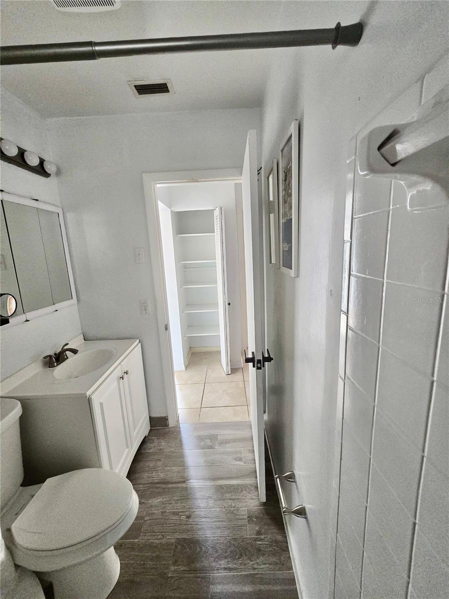 589 Swallow Ln Property Photo 11