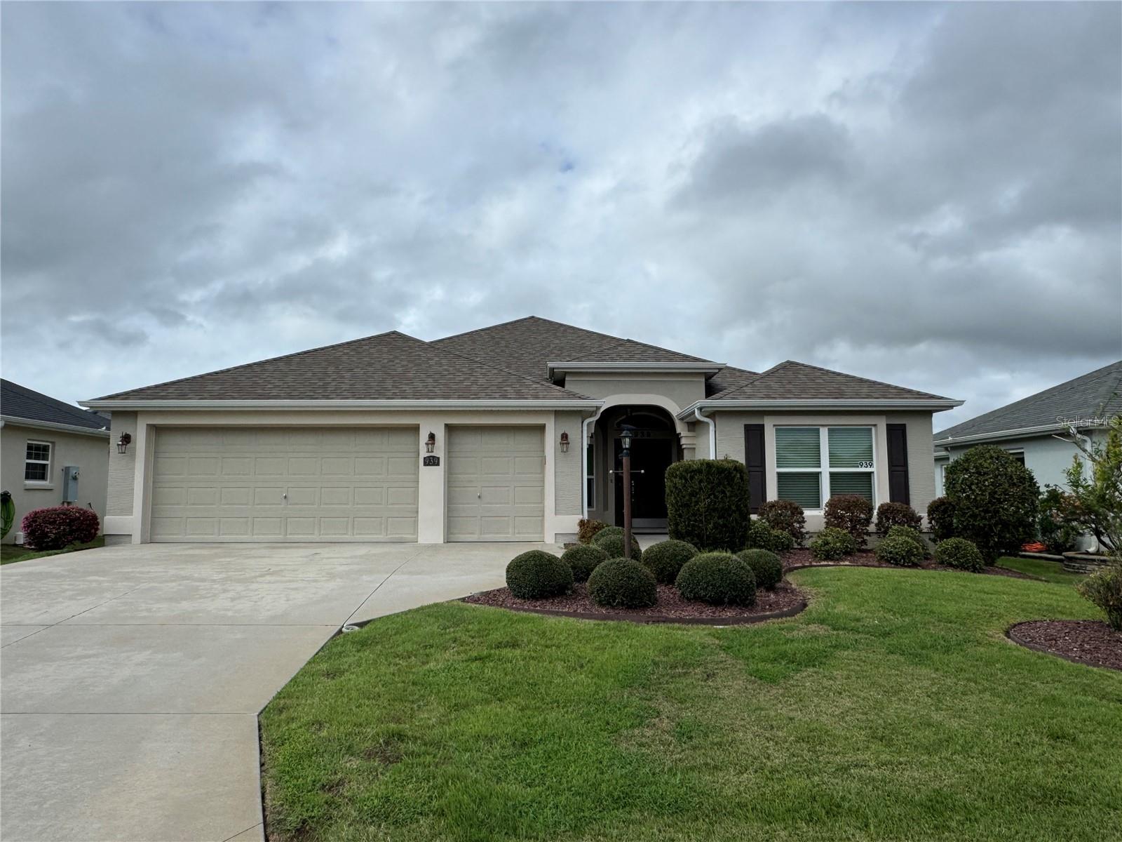939 Koller Ct Property Photo 1