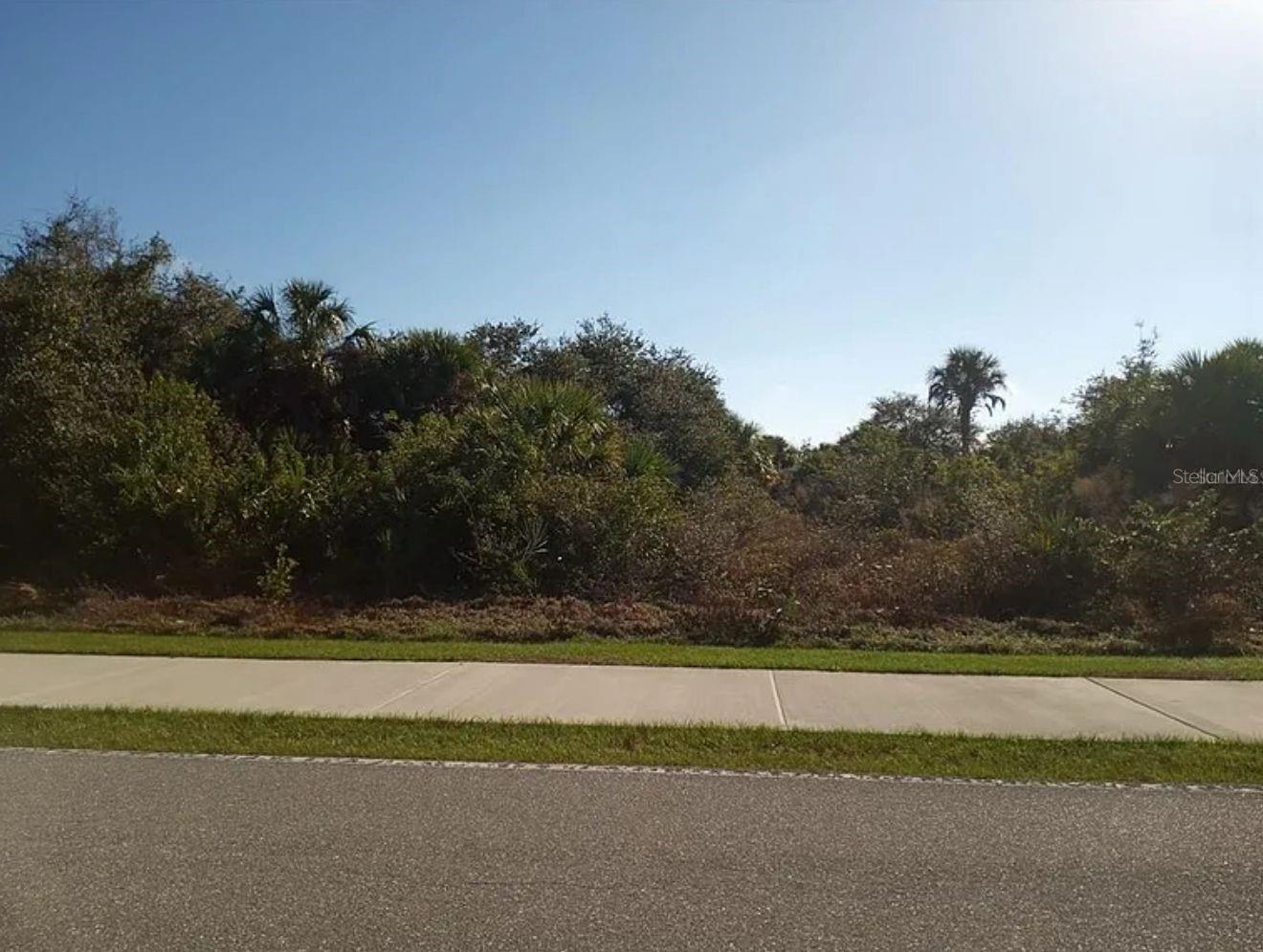 9982 CALUMET BLVD Property Photo 1
