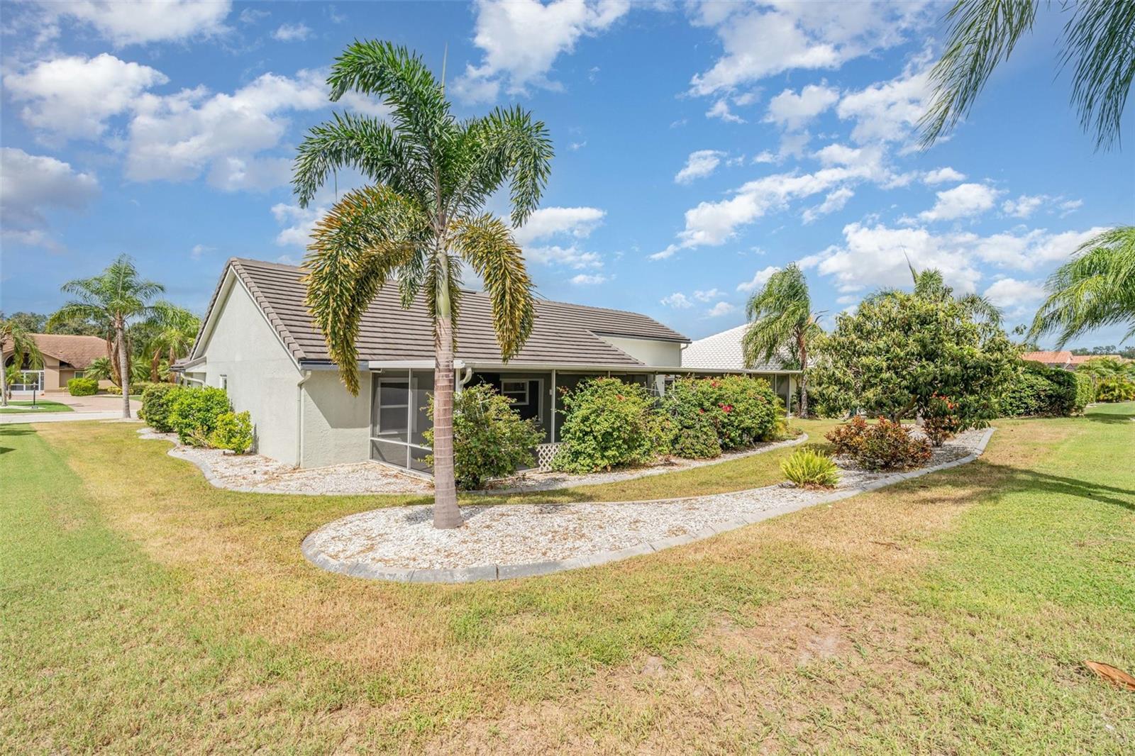 2048 Berry Roberts Dr Property Photo 31