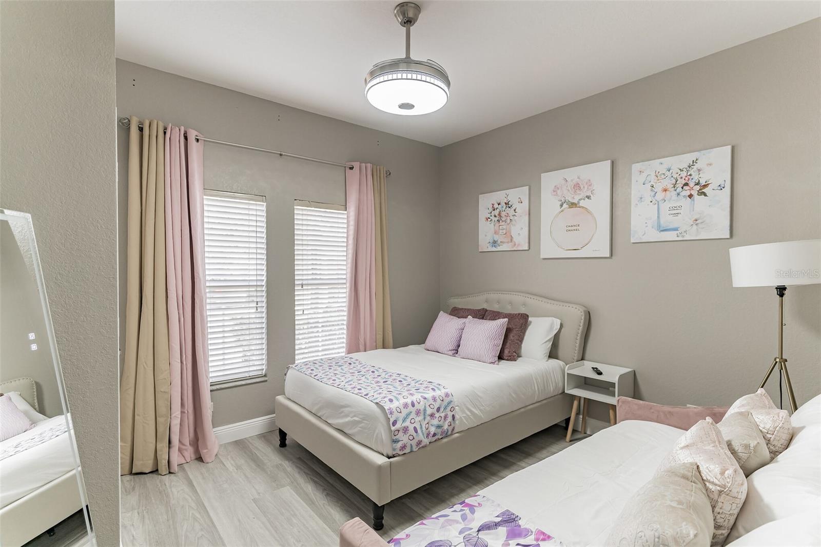 2468 Caravelle Cir Property Photo 4