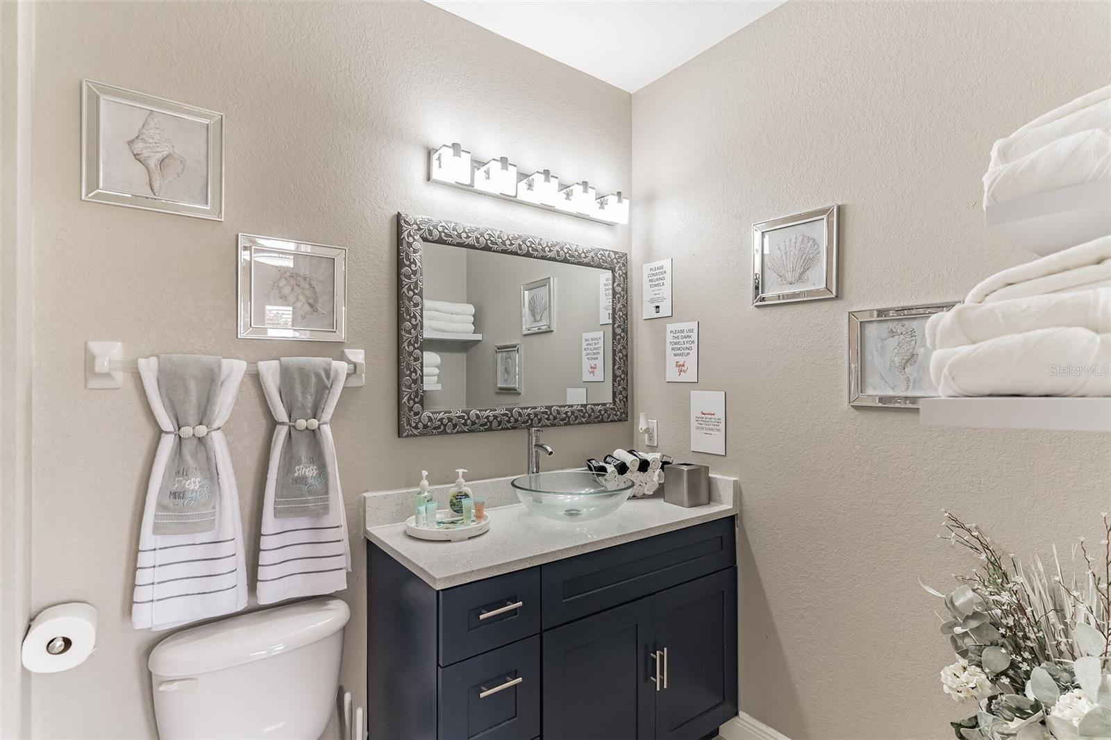 2468 Caravelle Cir Property Photo 17