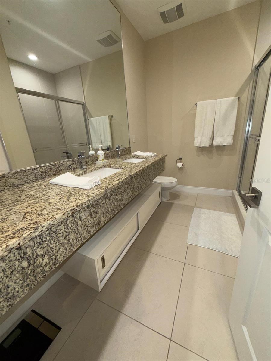 7657 Recife Dr Property Photo 20