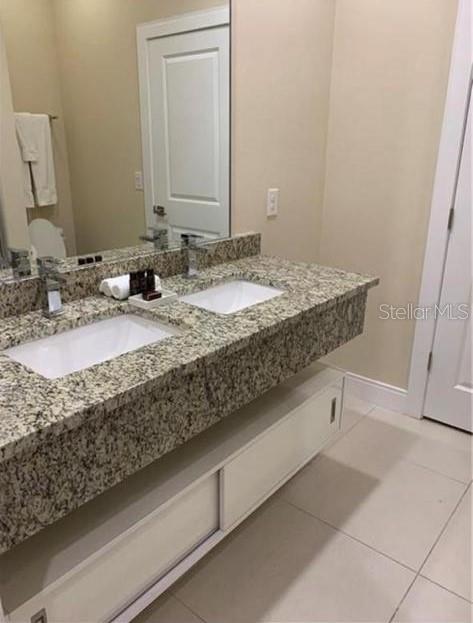7657 Recife Dr Property Photo 24
