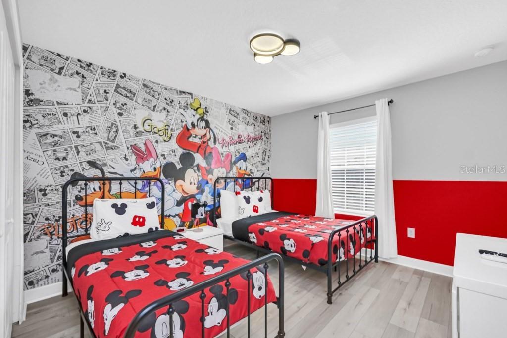 O6350649 Property Photo 22