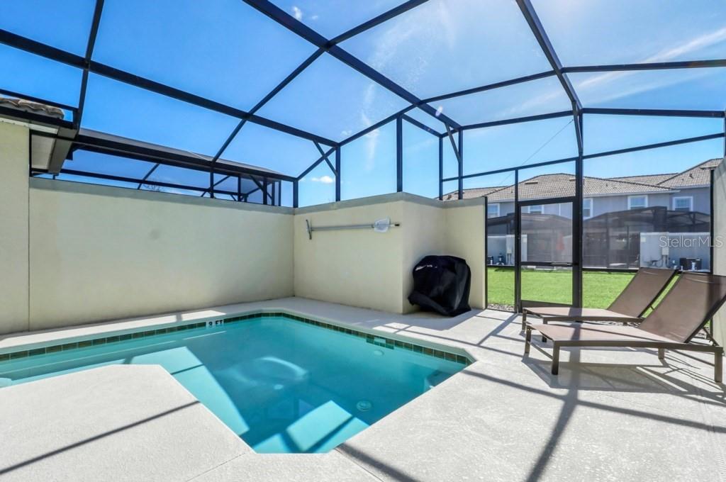 O6350649 Property Photo 26