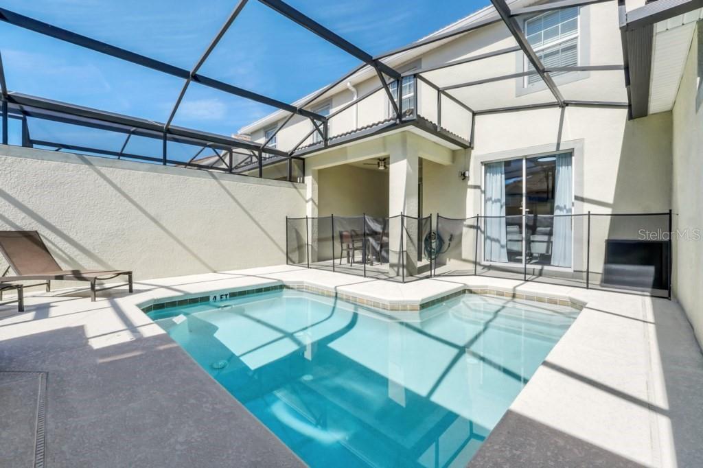 O6350649 Property Photo 28