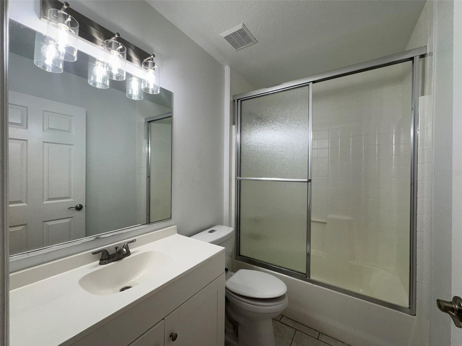 104 Heathrow Dr Property Photo 19