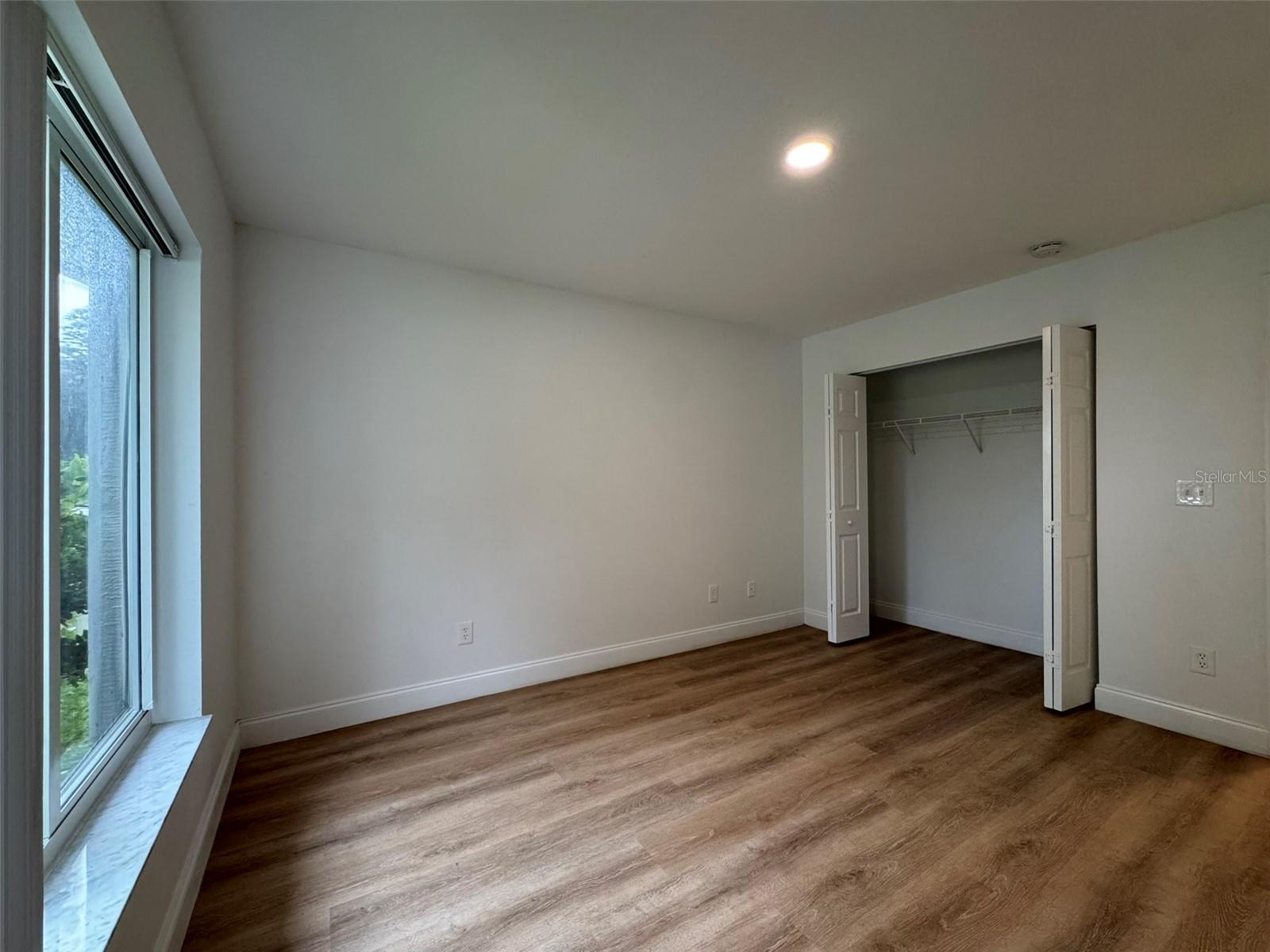 104 Heathrow Dr Property Photo 22