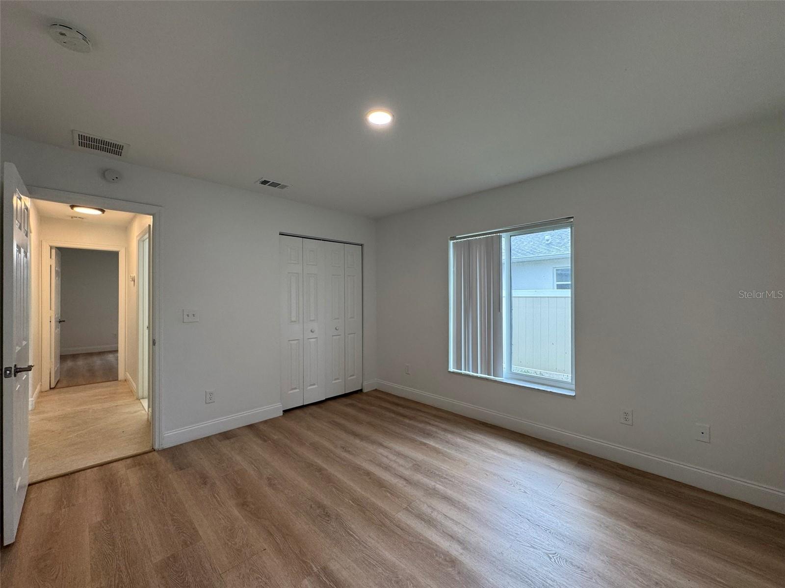 104 Heathrow Dr Property Photo 23