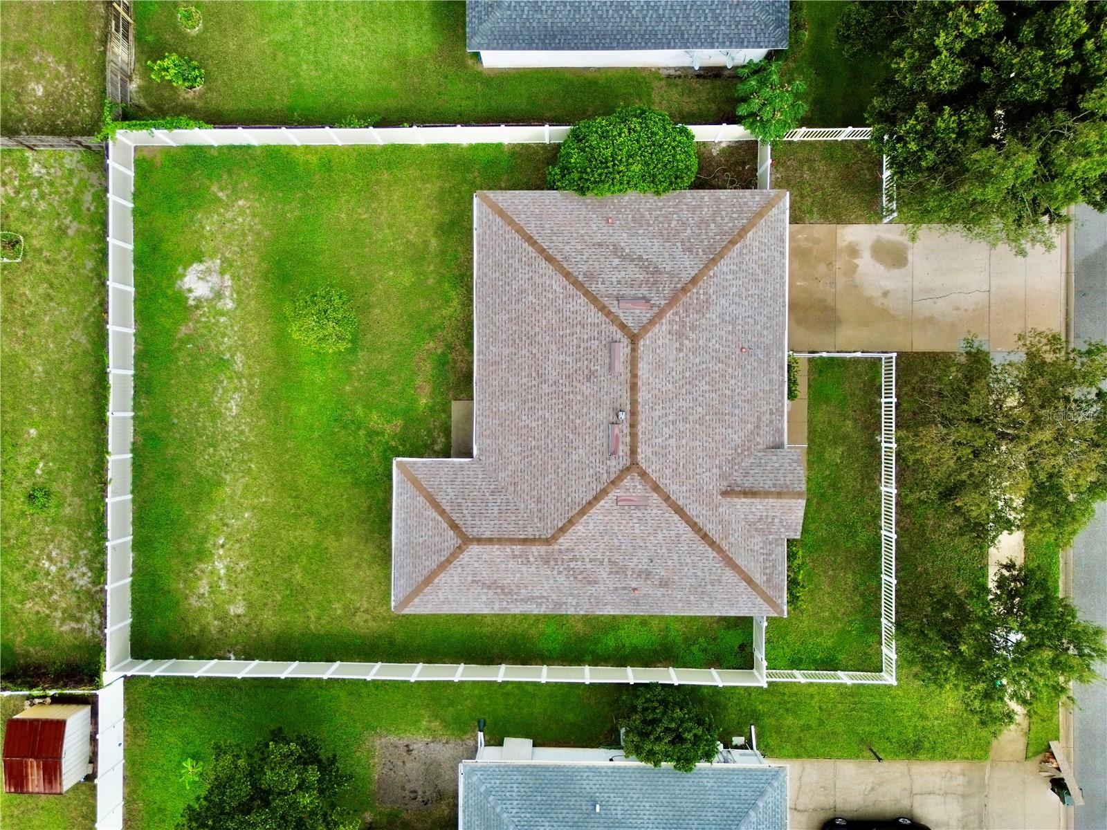 104 Heathrow Dr Property Photo 34