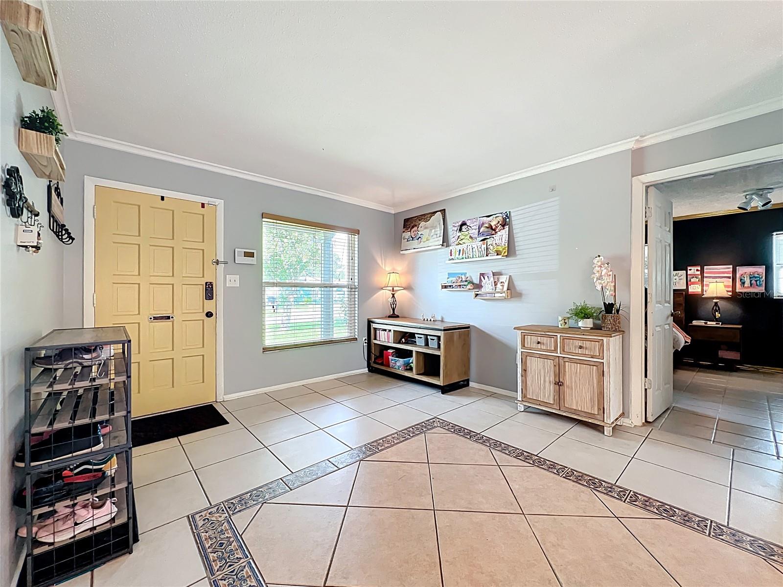1098 Henry Balch Dr Property Photo 7