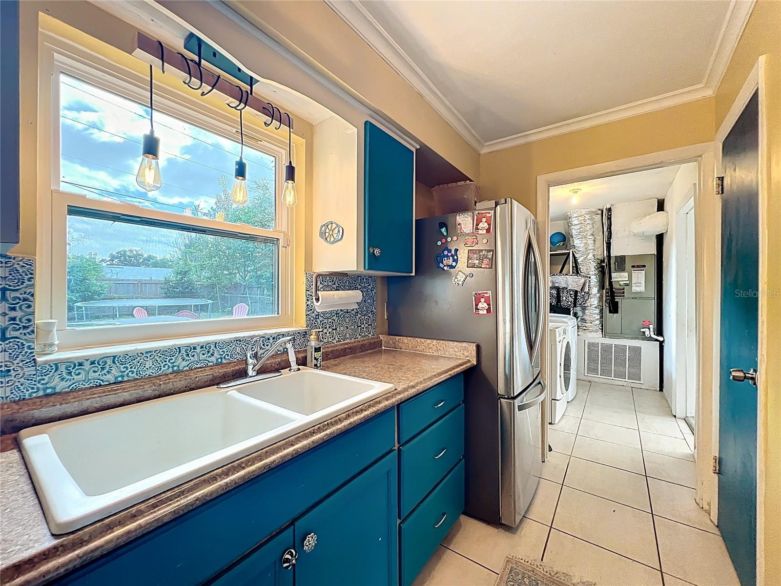 1098 Henry Balch Dr Property Photo 13